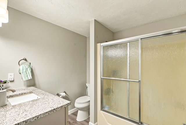 237 South St 26, Shrewsbury, MA 01545