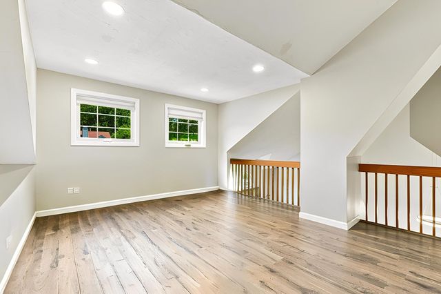 237 South St 26, Shrewsbury, MA 01545