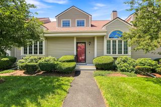 237 South St 26, Shrewsbury, MA 01545