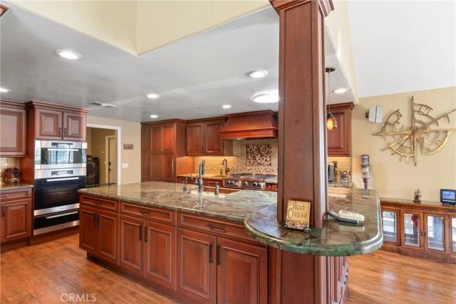 396 S Sleepy Meadow, Anaheim Hills, CA 92807