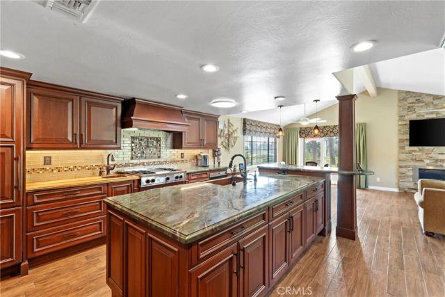 396 S Sleepy Meadow, Anaheim Hills, CA 92807
