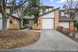 624 Painted Vista Drive, Ballwin, MO 63021