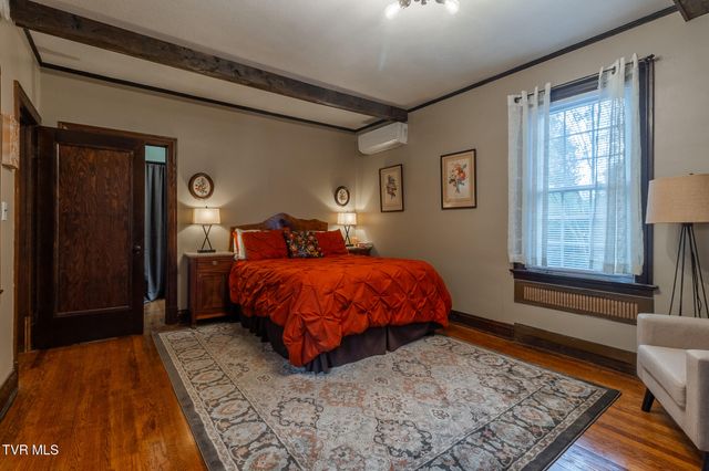 1245 Watauga Street, Kingsport, TN 37660