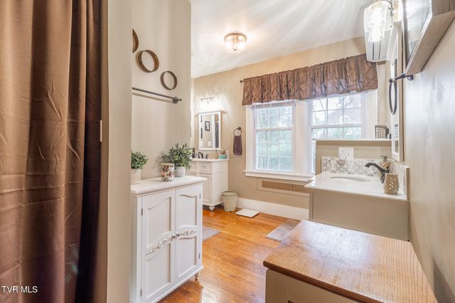 1245 Watauga Street, Kingsport, TN 37660