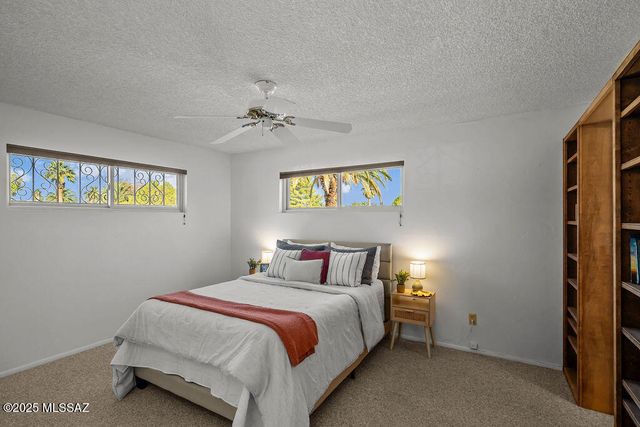 735 S La Huerta, Green Valley, AZ 85614