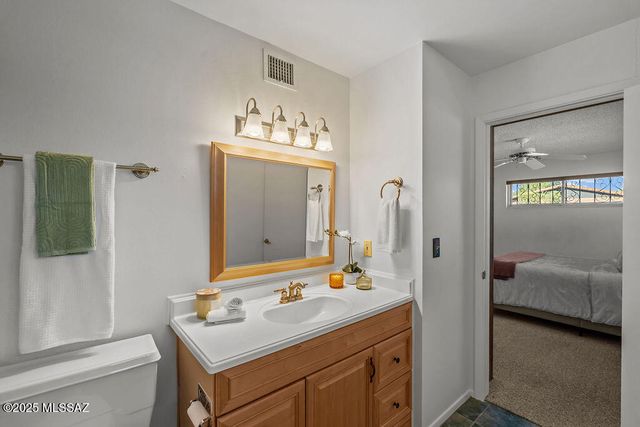 735 S La Huerta, Green Valley, AZ 85614