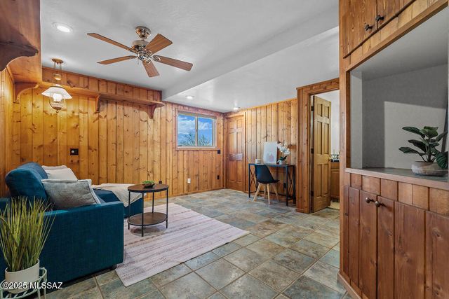 735 S La Huerta, Green Valley, AZ 85614