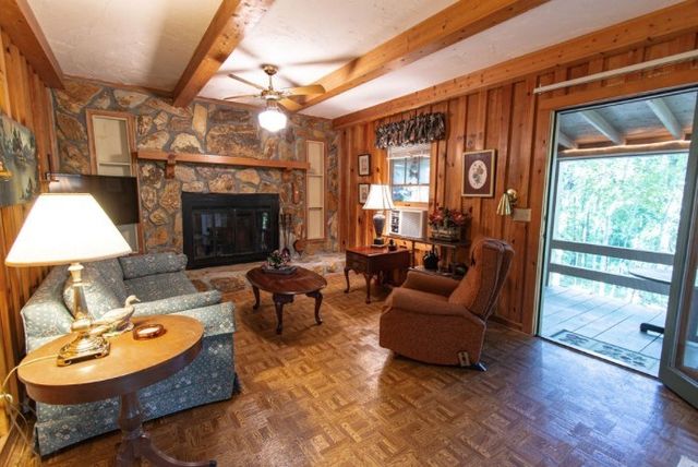 5 Tanglewood Lane, Blue Ridge, GA 30513