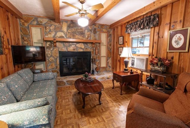 5 Tanglewood Lane, Blue Ridge, GA 30513