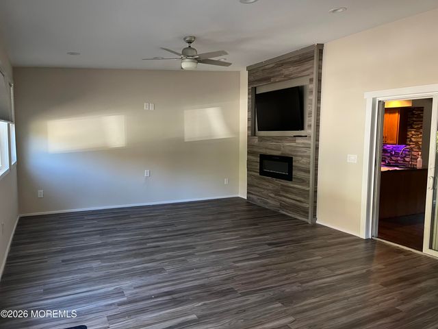 256 Matchaponix Avenue, Monroe Twp, NJ 08831