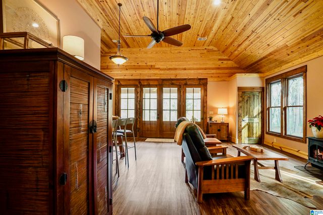 4587 CABIN ROAD, Bessemer, AL 35022