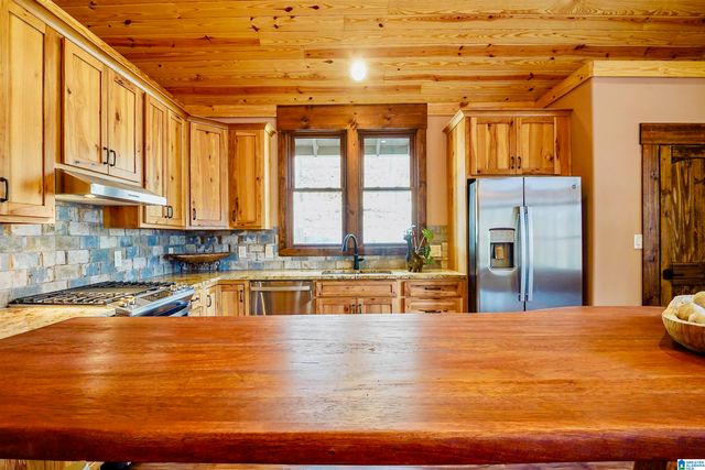 4587 CABIN ROAD, Bessemer, AL 35022