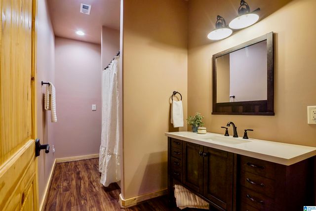 4587 CABIN ROAD, Bessemer, AL 35022