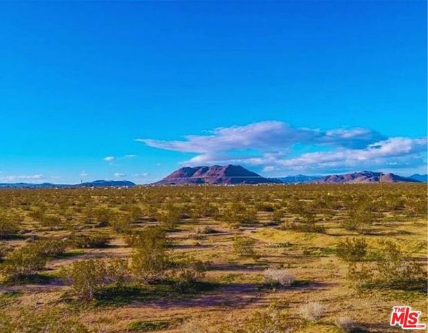 0 Leslie, Landers, CA 92285