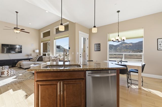 2293 Red Vista Court, Grand Junction, CO 81507