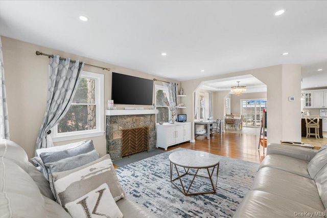 17428 Pidgeon Meadow Road, Fresh Meadows, NY 11365