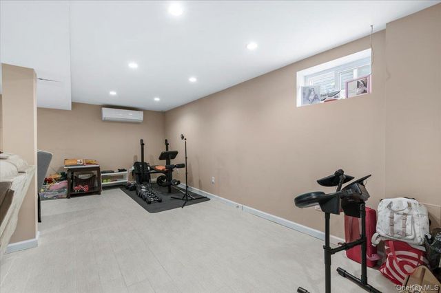 17428 Pidgeon Meadow Road, Fresh Meadows, NY 11365