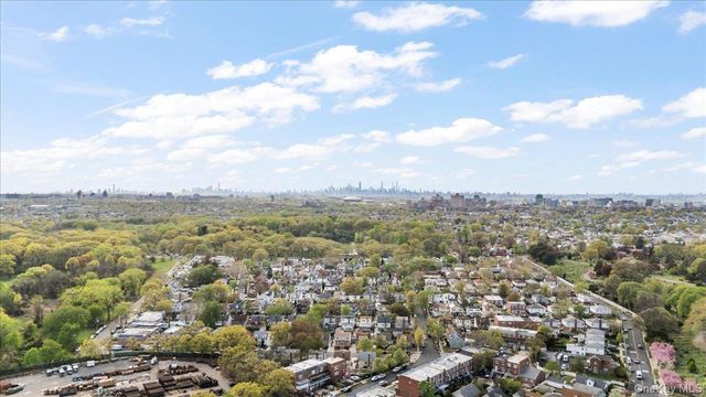 17428 Pidgeon Meadow Road, Fresh Meadows, NY 11365