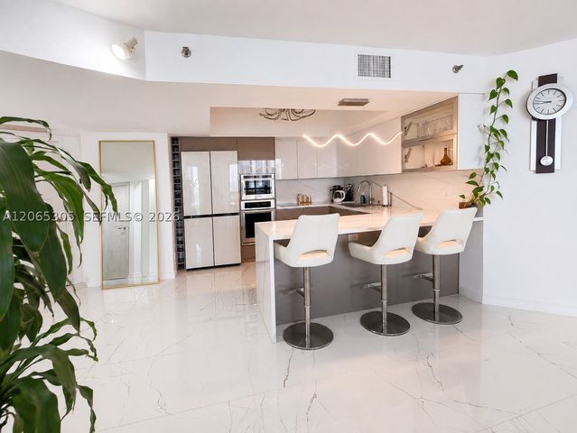 3600 Mystic Pointe Dr 1715, Aventura, FL 33180