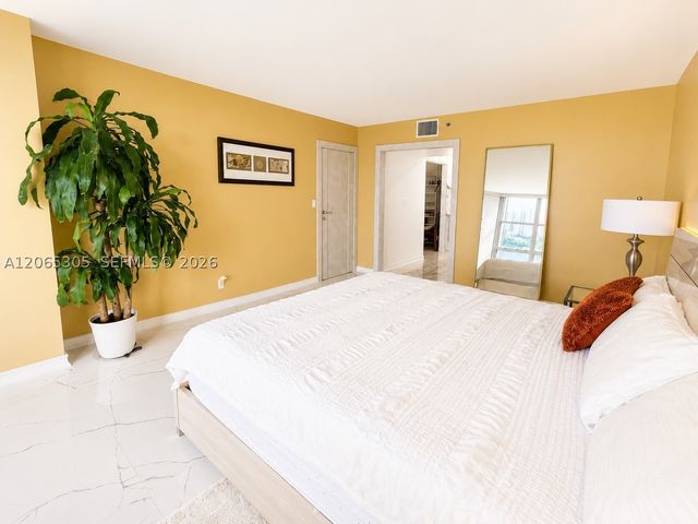 3600 Mystic Pointe Dr 1715, Aventura, FL 33180