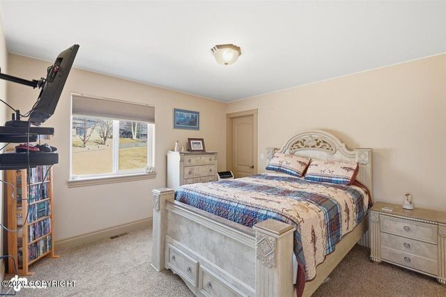 7300 N Sebastian Drive, Wasilla, AK 99654