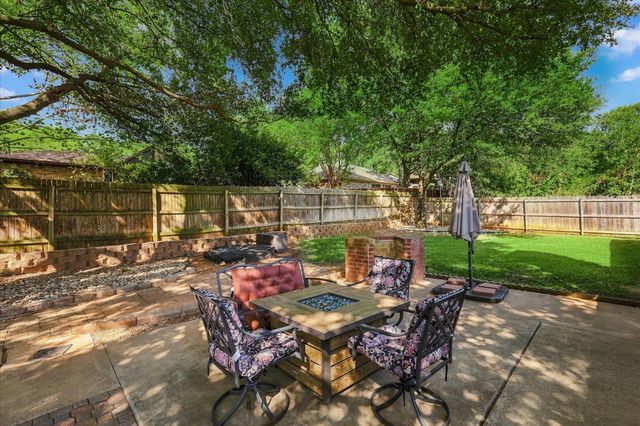 2840 Southridge Drive, Grapevine, TX 76051