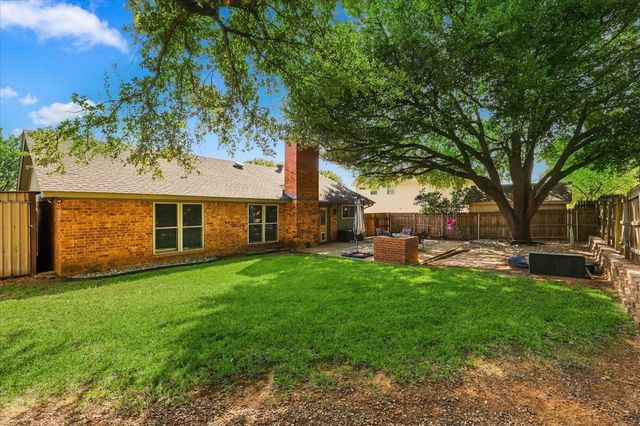 2840 Southridge Drive, Grapevine, TX 76051