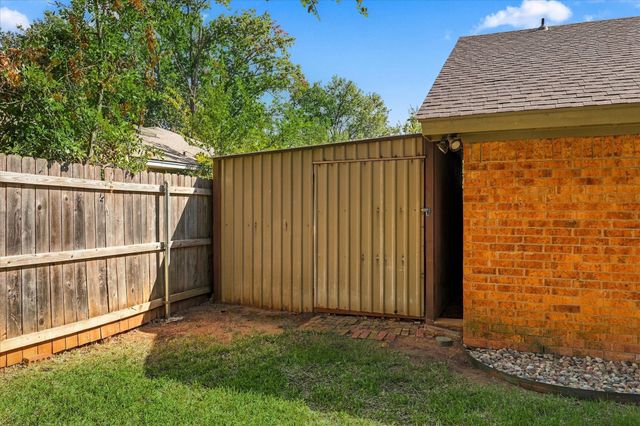 2840 Southridge Drive, Grapevine, TX 76051