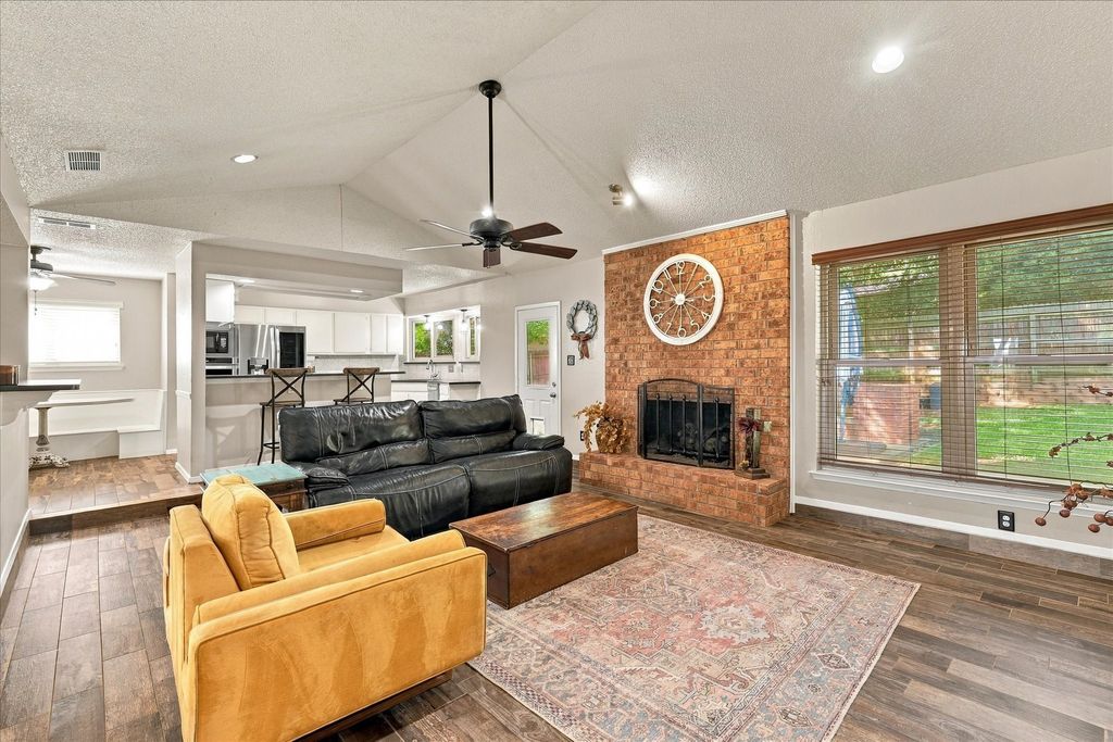 2840 Southridge Drive, Grapevine, TX 76051 — photo 4