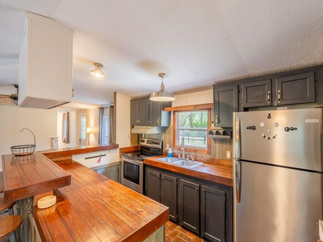 3055 NE 161ST STREET, Citra, FL 32113
