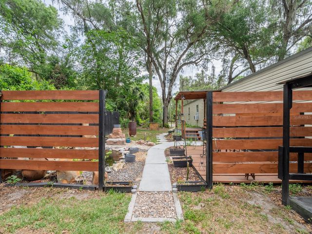 3055 NE 161ST STREET, Citra, FL 32113