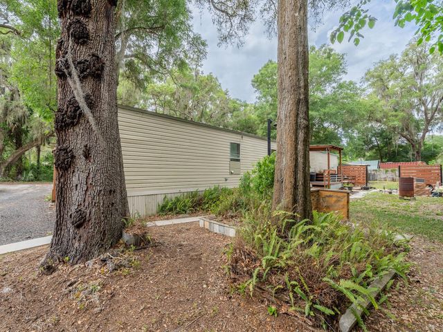3055 NE 161ST STREET, Citra, FL 32113