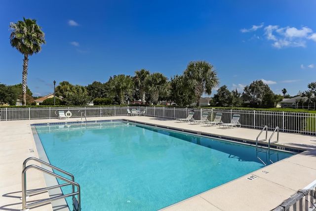 700 Captains Dr, St Augustine, FL 32080