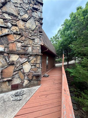 1217 County Road 113, Eureka Springs, AR 72631
