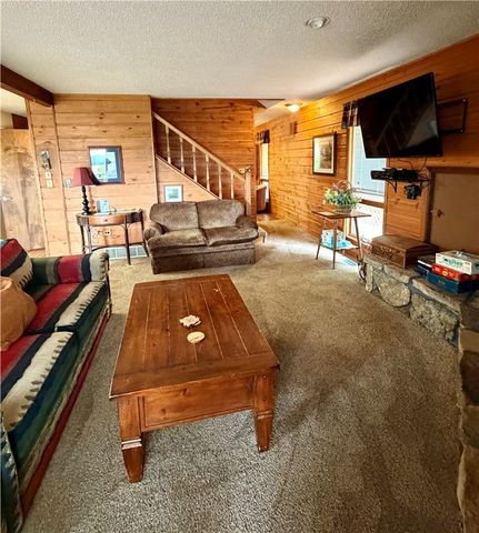1217 County Road 113, Eureka Springs, AR 72631