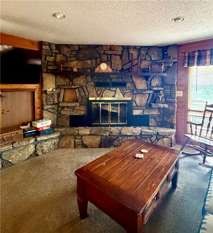 1217 County Road 113, Eureka Springs, AR 72631