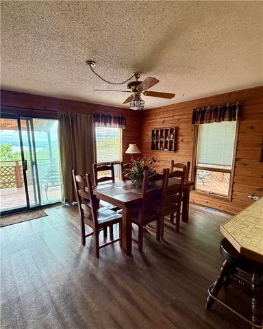 1217 County Road 113, Eureka Springs, AR 72631