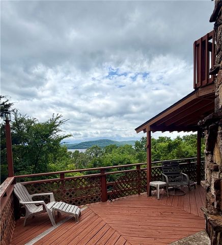 1217 County Road 113, Eureka Springs, AR 72631