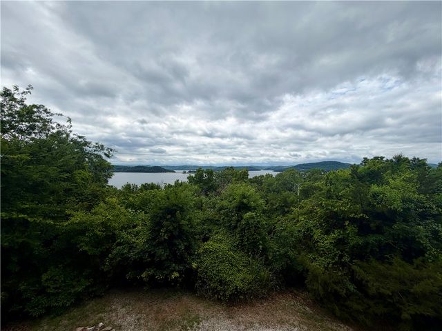 1217 County Road 113, Eureka Springs, AR 72631