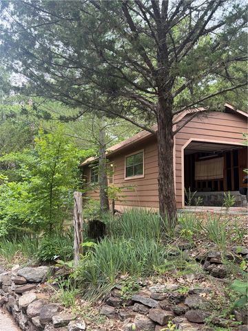 1217 County Road 113, Eureka Springs, AR 72631