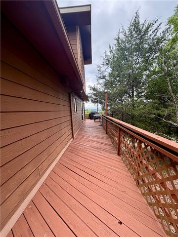 1217 County Road 113, Eureka Springs, AR 72631