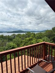 1217 County Road 113, Eureka Springs, AR 72631