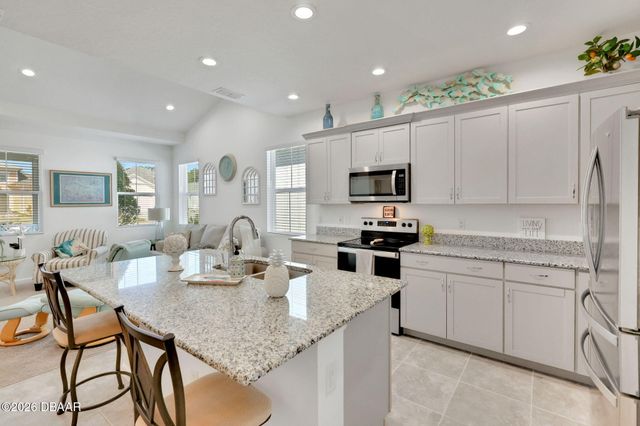 307 Cheeseburger Drive, Daytona Beach, FL 32124