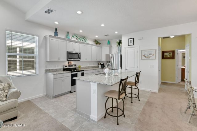 307 Cheeseburger Drive, Daytona Beach, FL 32124