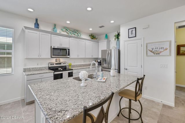 307 Cheeseburger Drive, Daytona Beach, FL 32124