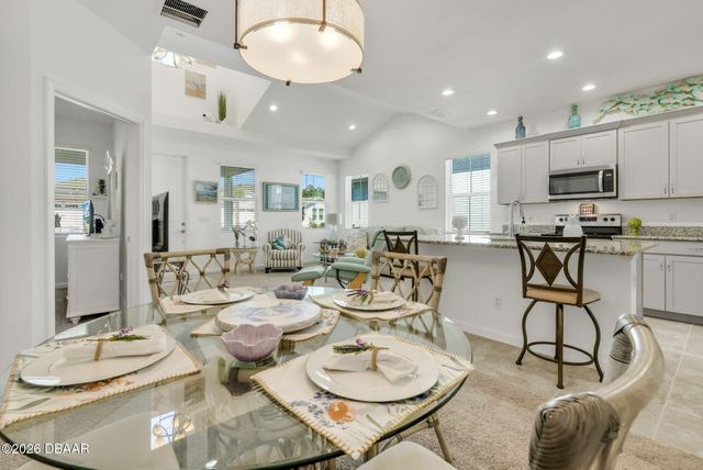 307 Cheeseburger Drive, Daytona Beach, FL 32124