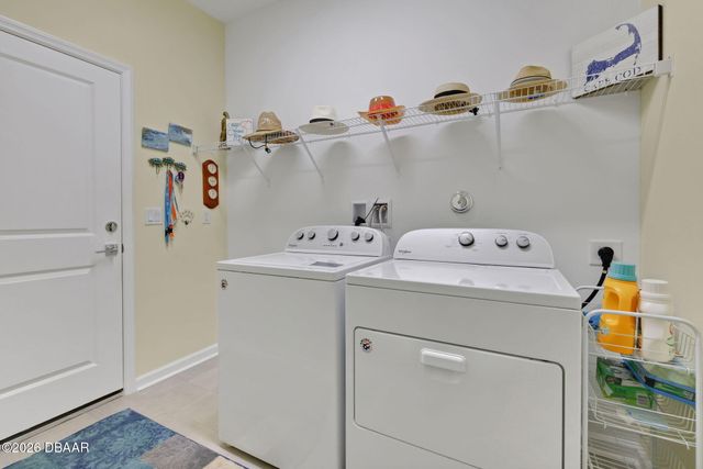 307 Cheeseburger Drive, Daytona Beach, FL 32124