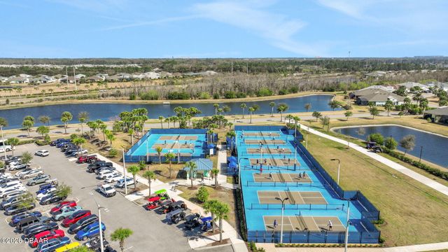 307 Cheeseburger Drive, Daytona Beach, FL 32124