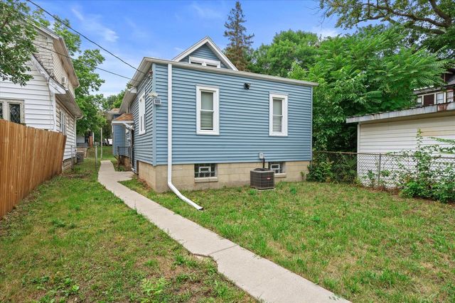 2614 N 53rd STREET, Milwaukee, WI 53210