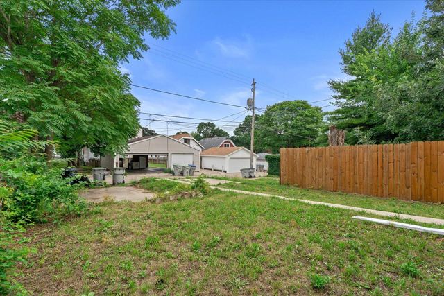 2614 N 53rd STREET, Milwaukee, WI 53210